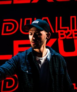 Dualistic