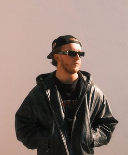 Max Dean