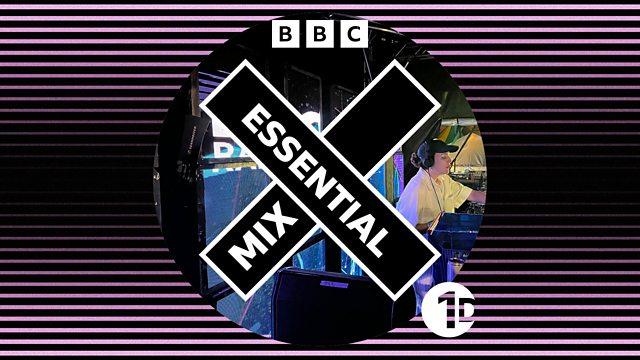 Annie Mac live at Glastonbury 2023