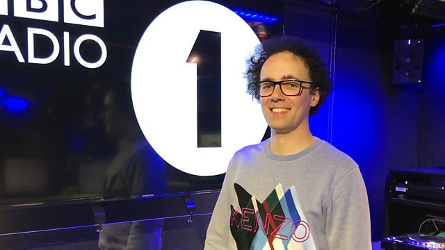 High Contrast sits in for Rene