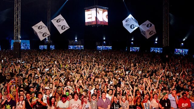 Avicii, Loadstar & Richie Hawtin @ Creamfields [2012]