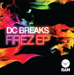 View Move Closer (Original Mix) track details